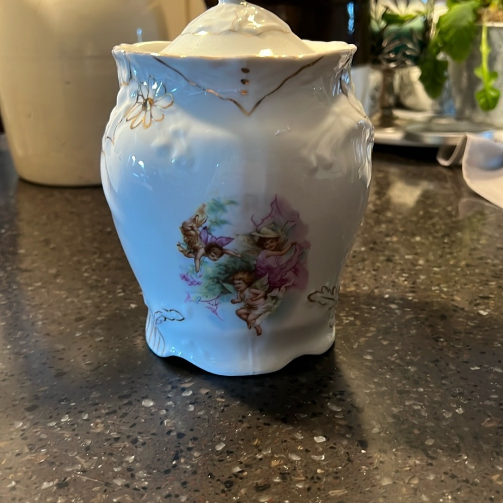 Antique jar with lid